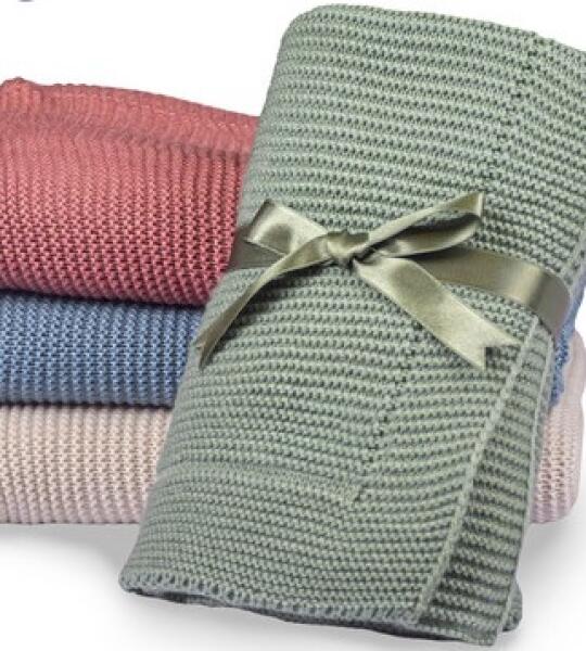 Gebreid babydekentje 80x100 cm met Borduring